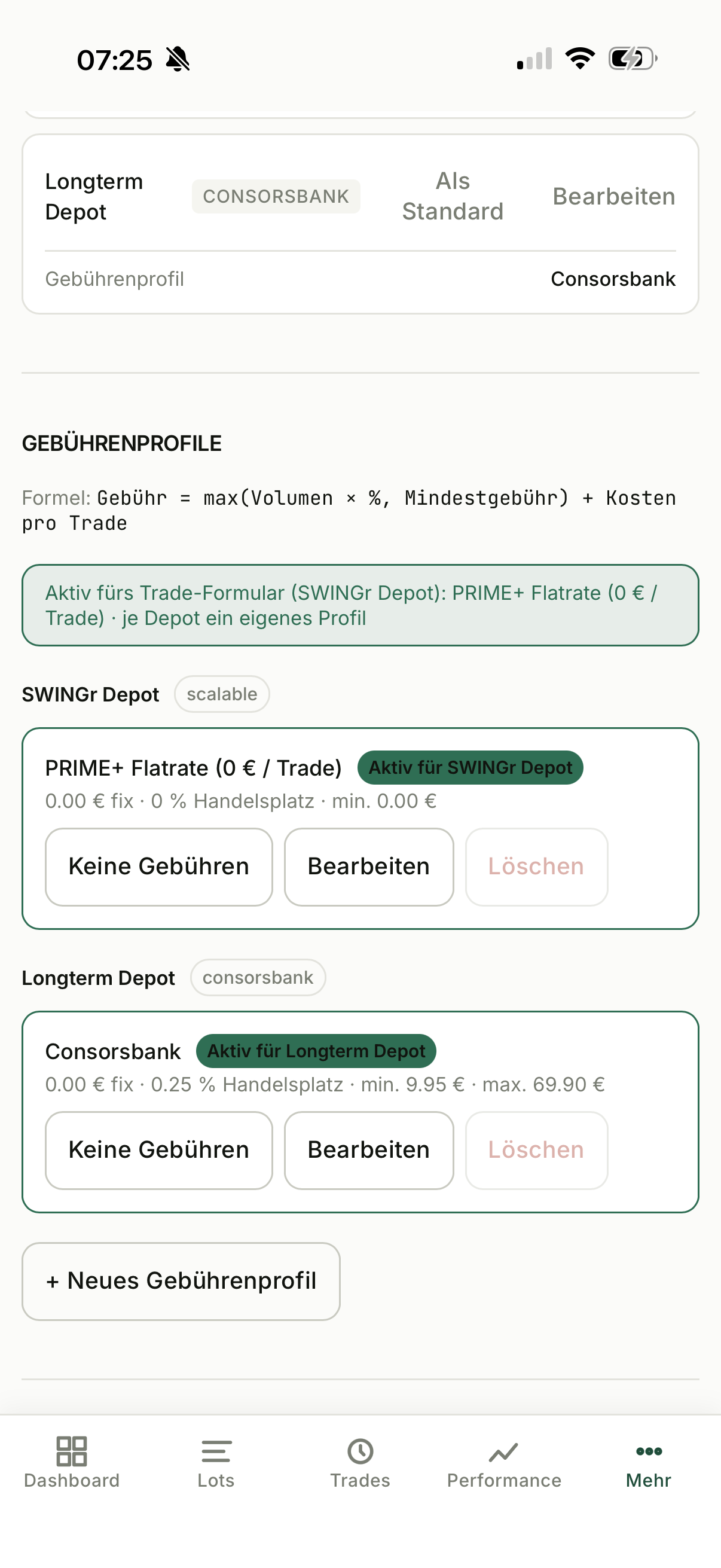 Abschnitt Gebührenprofile in den SWINGr-Einstellungen mit je einem aktiven Profil pro Depot samt Fixbetrag, prozentualer Gebühr, Mindest- und Höchstgebühr